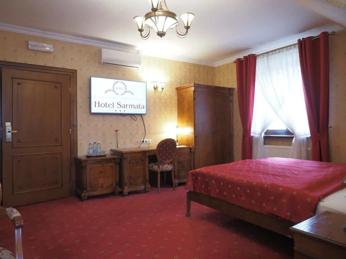 Hotel Sarmata Zespol Dworski Sandoměř Exteriér fotografie