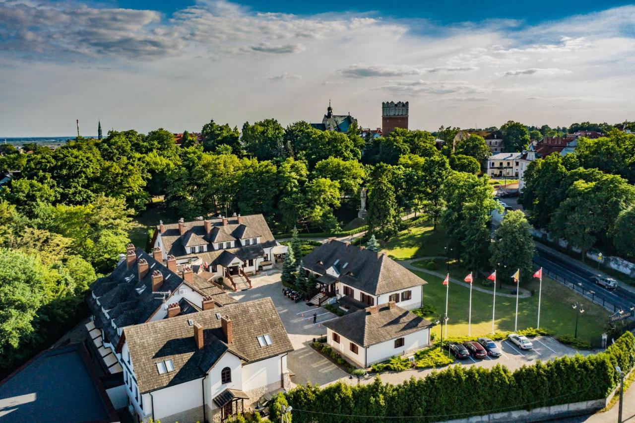 Hotel Sarmata Zespol Dworski Sandoměř Exteriér fotografie