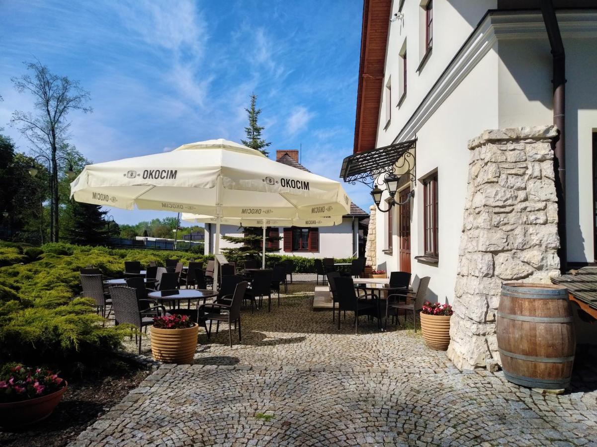 Hotel Sarmata Zespol Dworski Sandoměř Exteriér fotografie