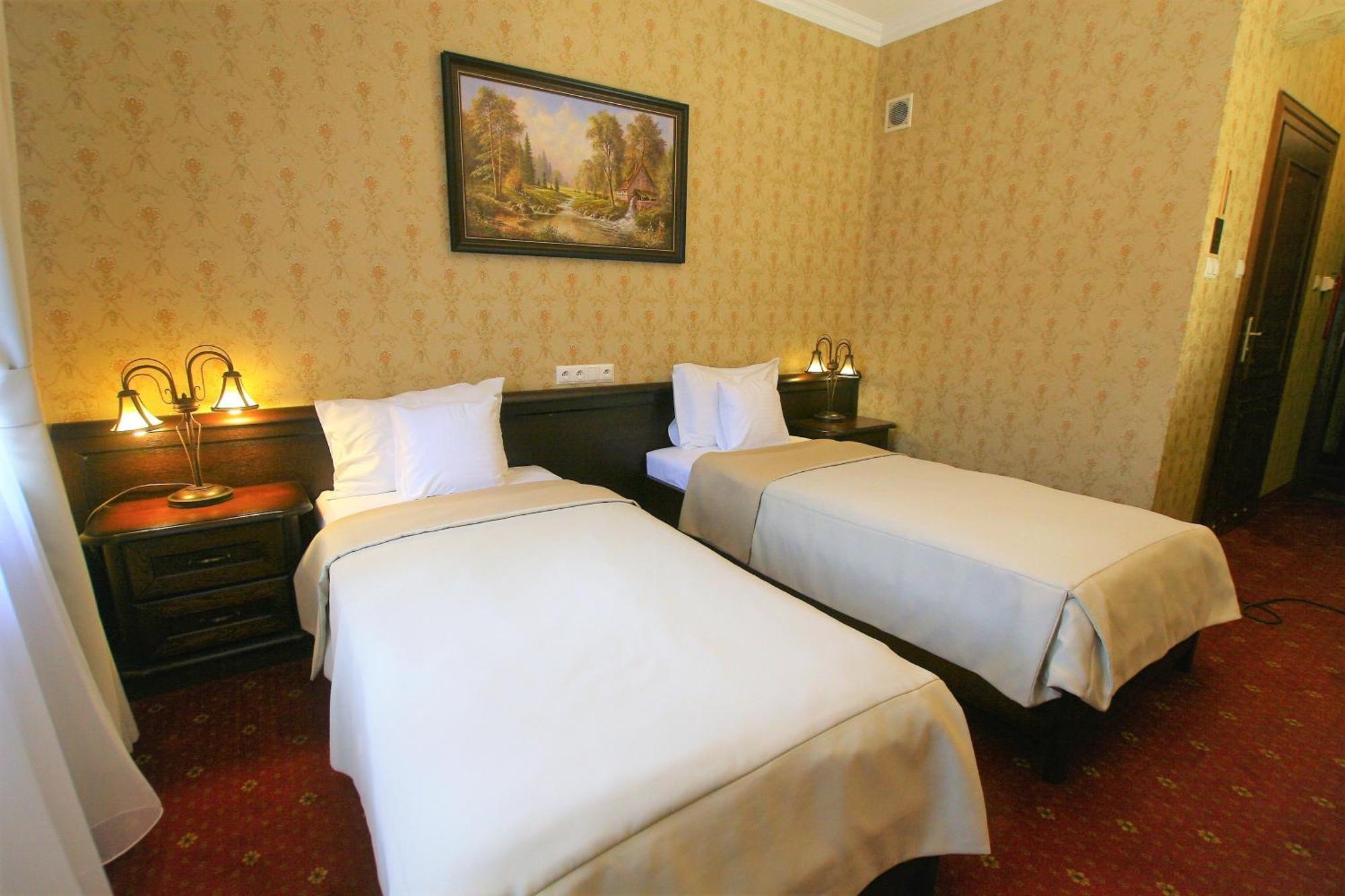 Hotel Sarmata Zespol Dworski Sandoměř Exteriér fotografie