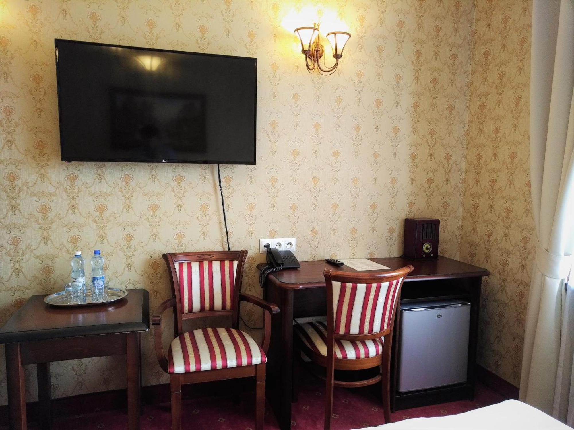 Hotel Sarmata Zespol Dworski Sandoměř Exteriér fotografie