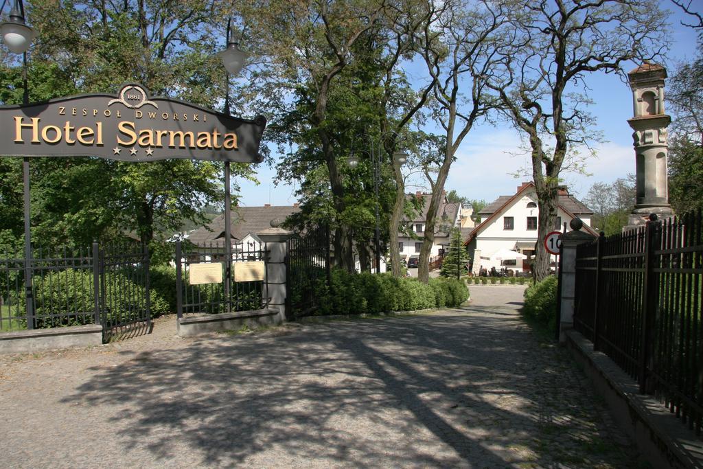 Hotel Sarmata Zespol Dworski Sandoměř Exteriér fotografie