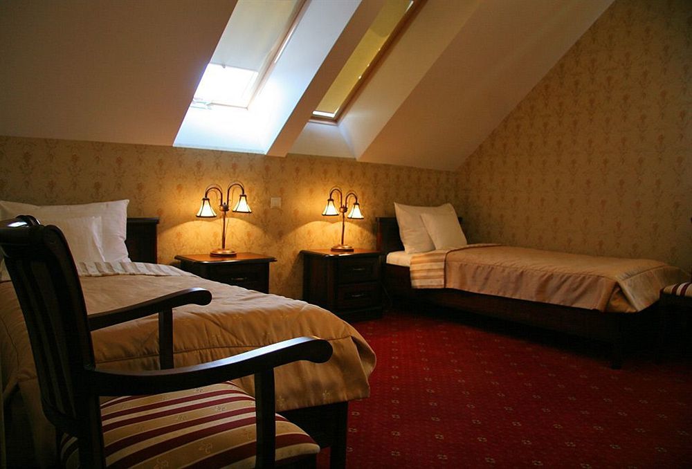 Hotel Sarmata Zespol Dworski Sandoměř Exteriér fotografie